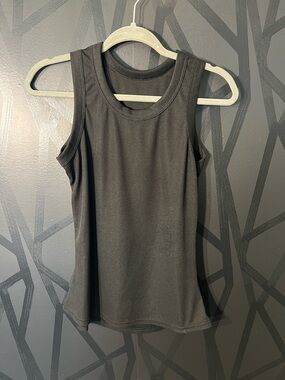 Black Women's Sleeveless Tank Top